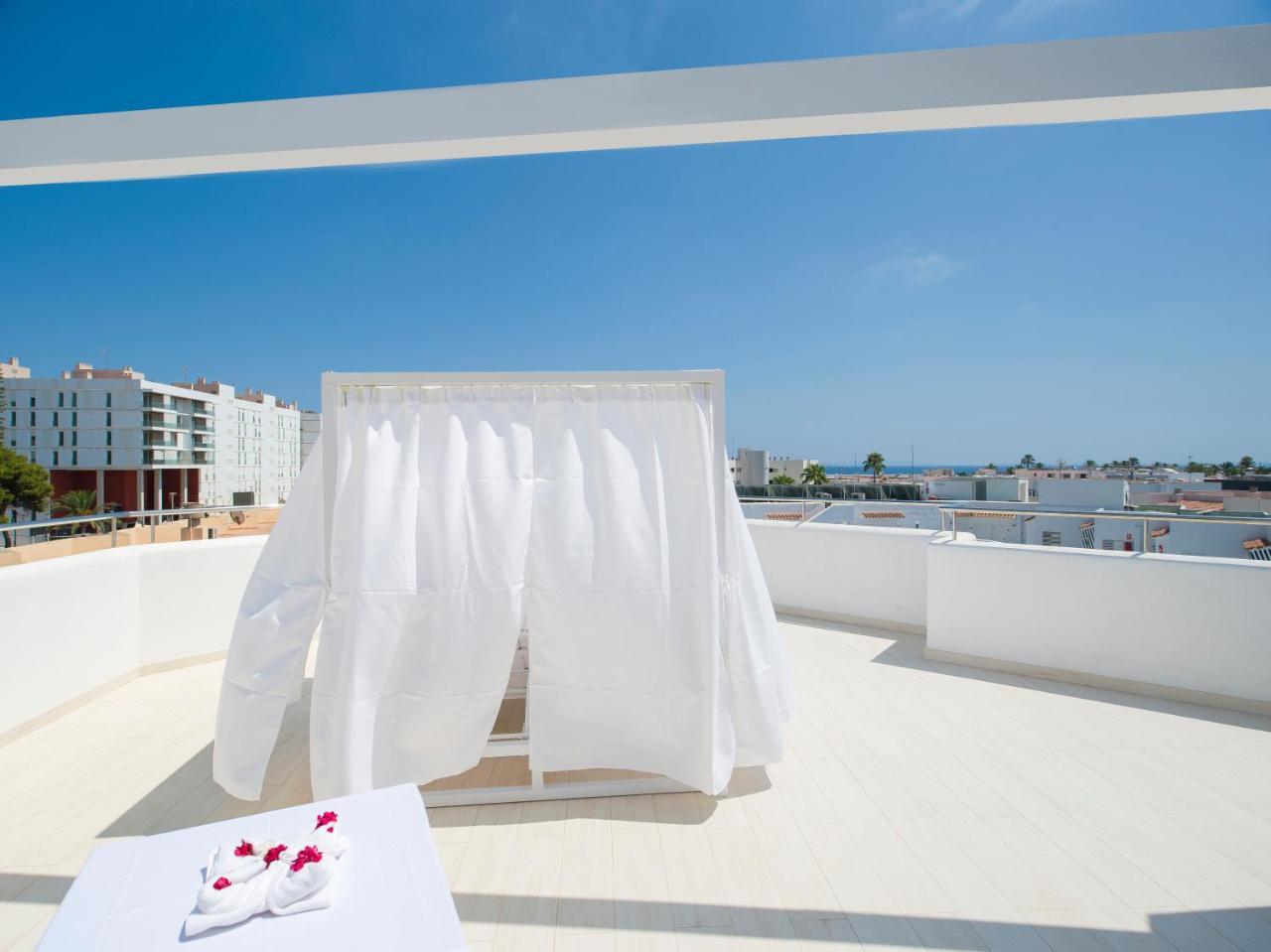 My Way Luxury Ibiza Studio - Ab Group Platja d'en Bossa Exterior foto