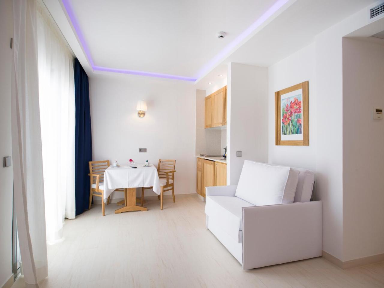 My Way Luxury Ibiza Studio - Ab Group Platja d'en Bossa Exterior foto