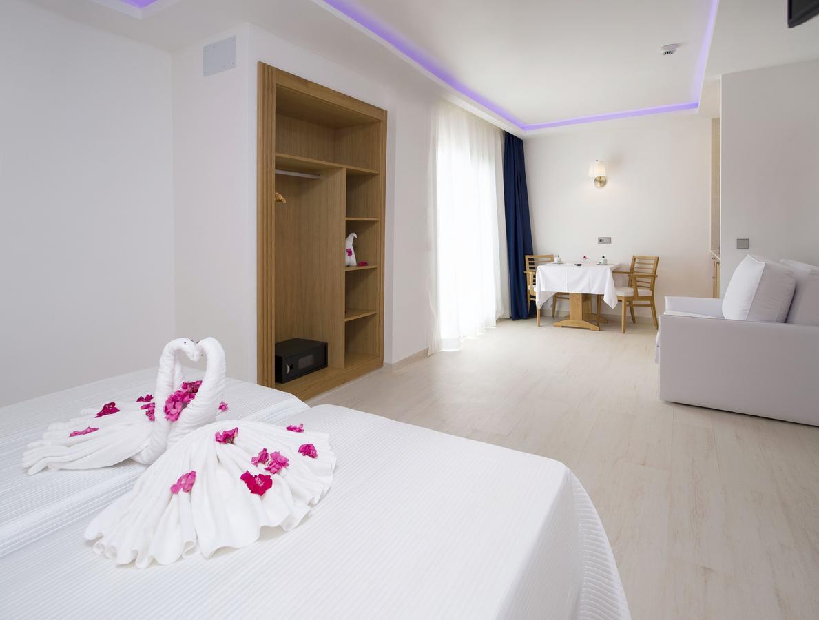 My Way Luxury Ibiza Studio - Ab Group Platja d'en Bossa Exterior foto